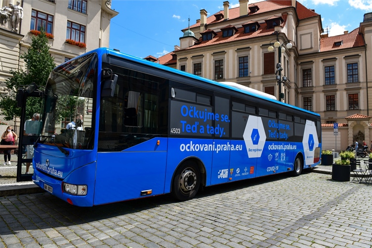 Očkovací autobus