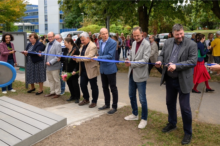 Naučná stezka Akademie věd v Praze 8